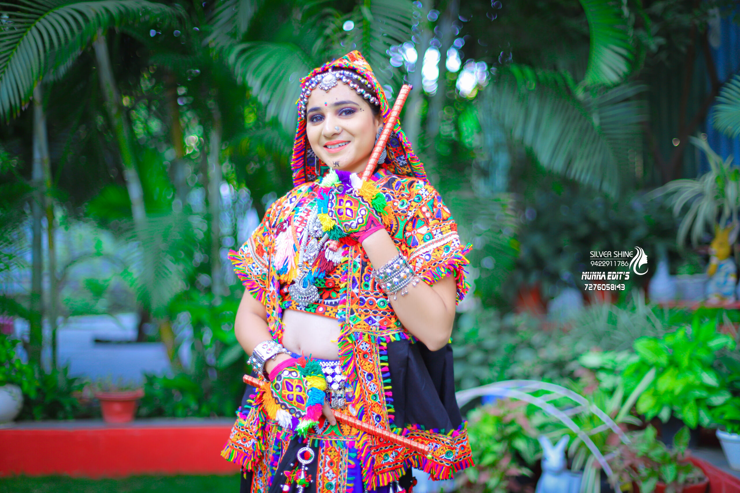 Adult Female Model In Traditional Chaniya Choli Stock Photo - Download  Image Now - Garba - Dance, Culture of India, Dandiya Dance - iStock